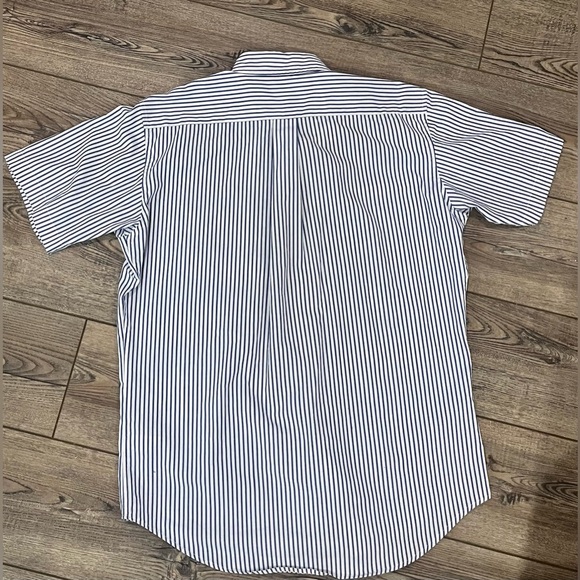 Polo by Ralph Lauren Men's Blue and White  Short Sleeve Striped Shirt - Picture 5 of 8